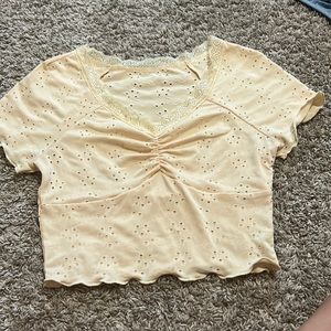 such a cute and comfy crop top